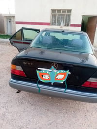 مرسيدس دب • ١٩٩٠ • رقم اربيل