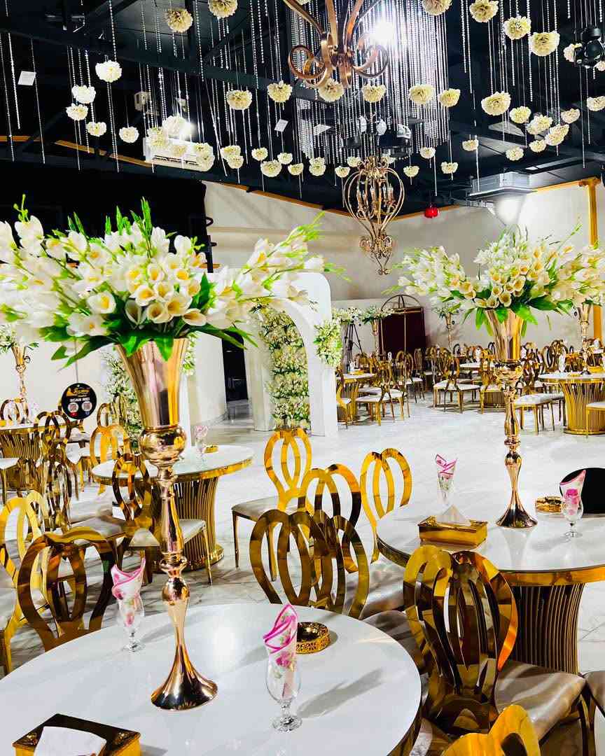 الحجوزات مفتوحة للأشهر       ٩      و      ١٠       و       ١١     🌸 
سارعوا بالحجز قبل أن تفوتكم الفرصة 🌸 
وية قاعتنا الخصومات متخلص سوينالكم 
خصومات وتخفيضات وهدايا ع الحجوزات 🌸
سعة القاعة ٣٠٠ شخص 🌸
للاستفسار ع الواتساب *********** 🌸 
العنوان :ـ حي الجامعة ــ مقابل مجوهرات الماس ــ فوق مطعم چكن بوكس ــ ط ٣ 🌸
