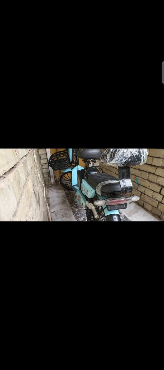 سلام عليكم  باسكل شحن للبيع كاملمكمل اي ش ما ناقصة بطاريات جدد صارلي 3 اشهر من ماخذة زيرو الرقم***********0العنوان كربلا باب طويريج 
قفل تحتي شاحنة
