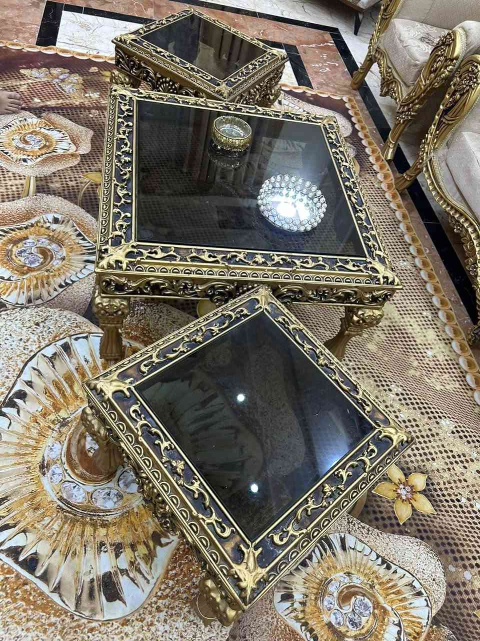 طقم ملكي • جديد • قابل تفاوض