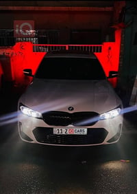 330e  السلام عليكم شبابنه الطيبه بلكن هايبرد السياره يعني تكدر تشحنها ...