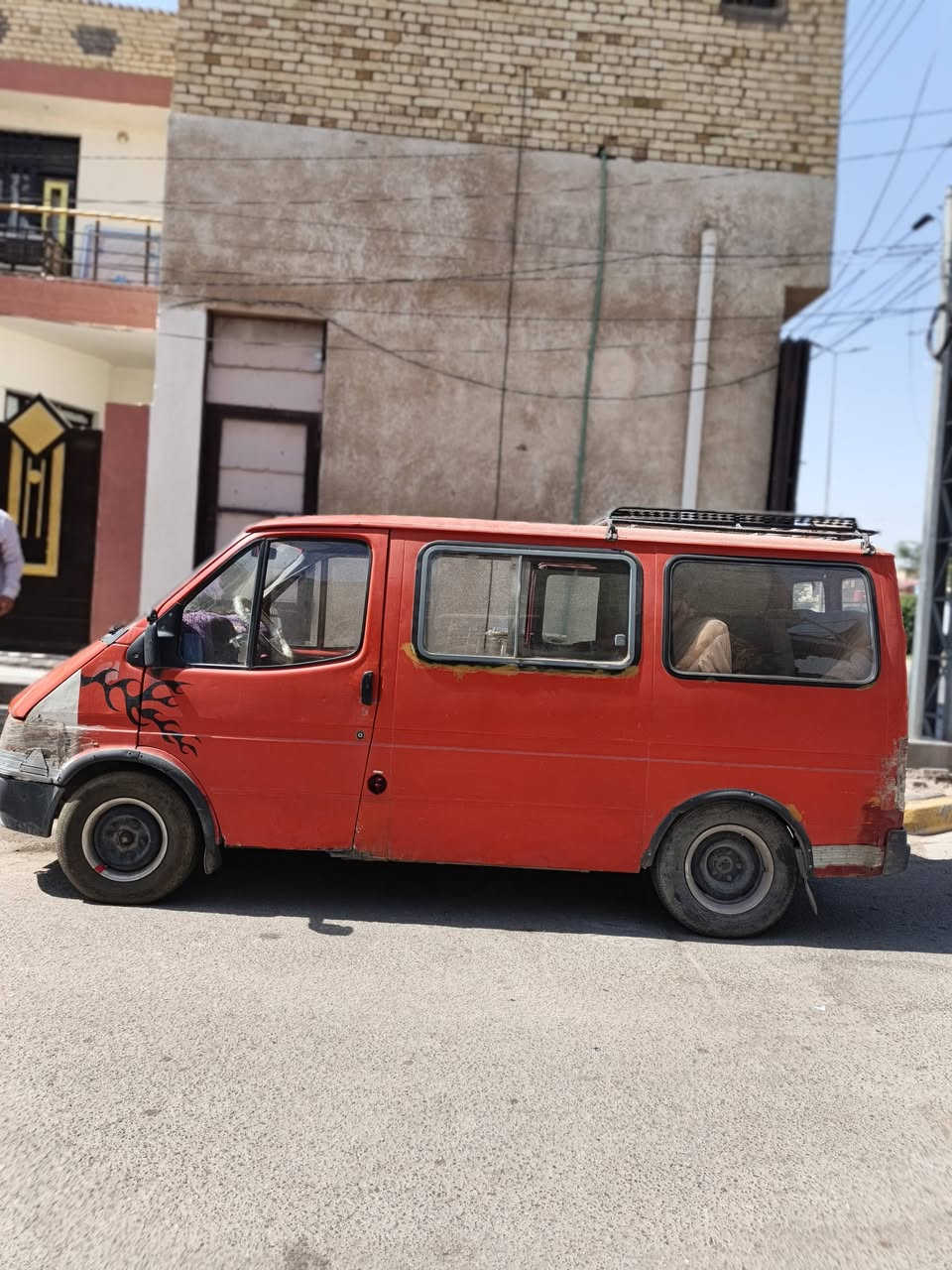 فورت للبيع   محرك وكير ونجي 

رقم كربلاء  تخم تاير     مكان كربلاء 

مكلف بالنشر    

***********
