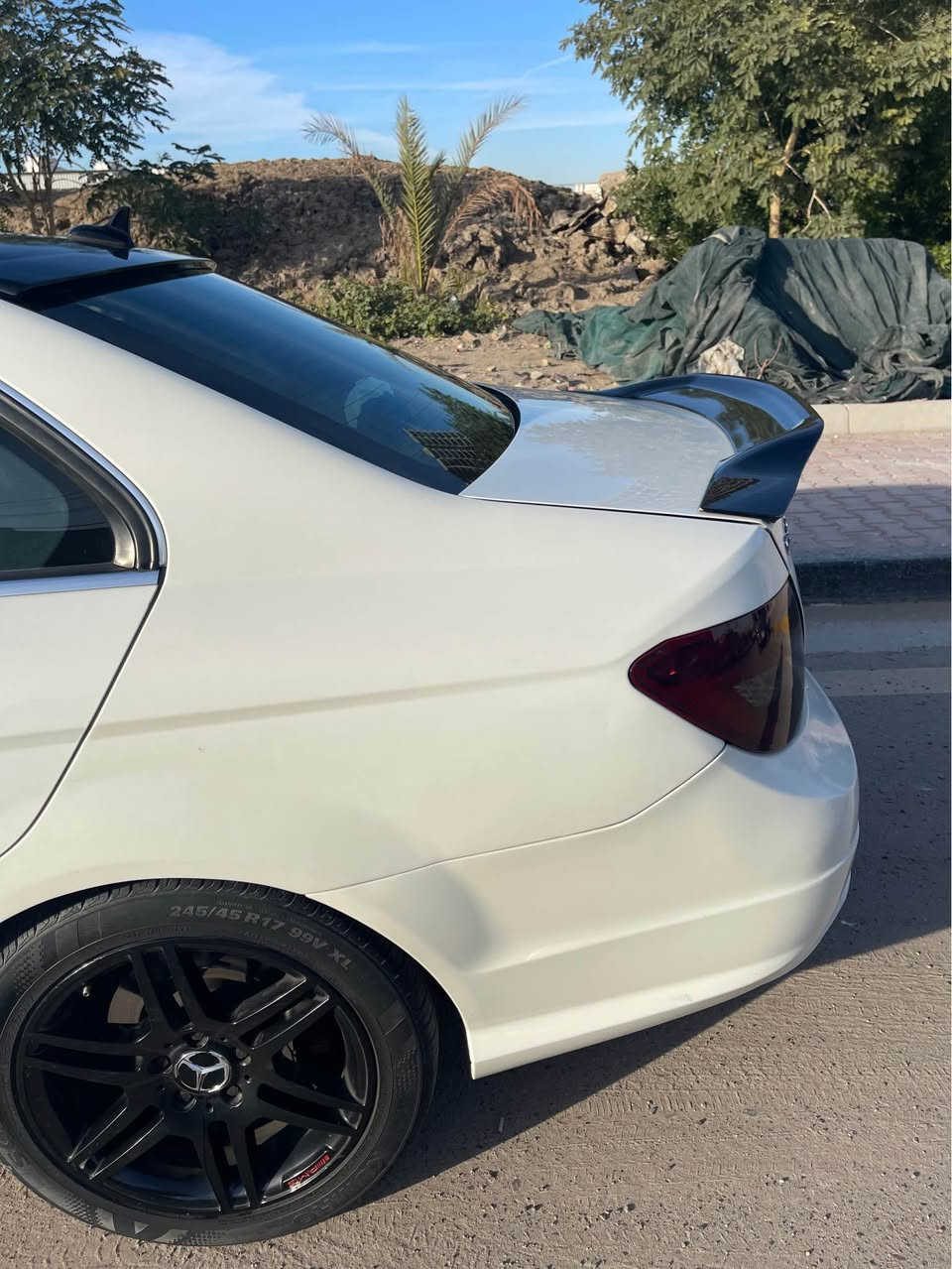 Mercedes-Benz C300 2012 
-------------------------------------
#السعر  : 107$ وبيهة مجال بسيط

#رقم الهاتف :***********

#رقم السيارة : بغداد 11 

مكان السيارة : بغداد / الحرية
-------------------------------------
السلام عليكم 
 للبيع  مارسيدس C300  موديل 2012 رقم بغداد السيارة وارد امريكي حادثهة بلدوسه وموجودة صور الحادث وبلعراق مبدله بيهة قطع اصليه نفس اللون ابيعهة حزام بدون لاشواصي ولا لغود السيارة كلش حلوه وناصبه وقوية ومستعجل علبيع
تفاصيل سيارة :
 1- السيارة عليهة اضافة سبايدر R ستايل + شفقة
ومغلف القمارة اسود اصلي حراري  وعندي صورهة قبل التغليف 
2_محرك 6 سلندر  حجم 3000 تنفس طبيعي المرغوب+كير  مكفولات ⁦⚔️⁩
3_تبريد قطعتين+❄️⁩
4_كروز سرعة🔒 
5_ داخل اسود جلد⚔️⁩
6_مراية داخلية+جانبة عاكسة ⁦🔍
7_تحكم ستيرن ⁦⚔️⁩
8_لايت زنون 
9_انظمة قيادة  +سبورت + طبيعي 
10_انارة ترحيب💡 خارجية وداخلية ⁦⚔️⁩
11_شاشة اعطال
12ستيرن كهرباء  + تحكمات 
13_ويل 18 AMG اصلي
14_فتحة سقف 
15-كشنات كهرباء ذاكرة 
16- شاشه وكامرة وسماعات هارمن كاردن 🎧
17- السيارة وياهة تخم كامل بردات تفصال معتم ‎100‎%‎100

 ------------------------------- بغداد, العراق
