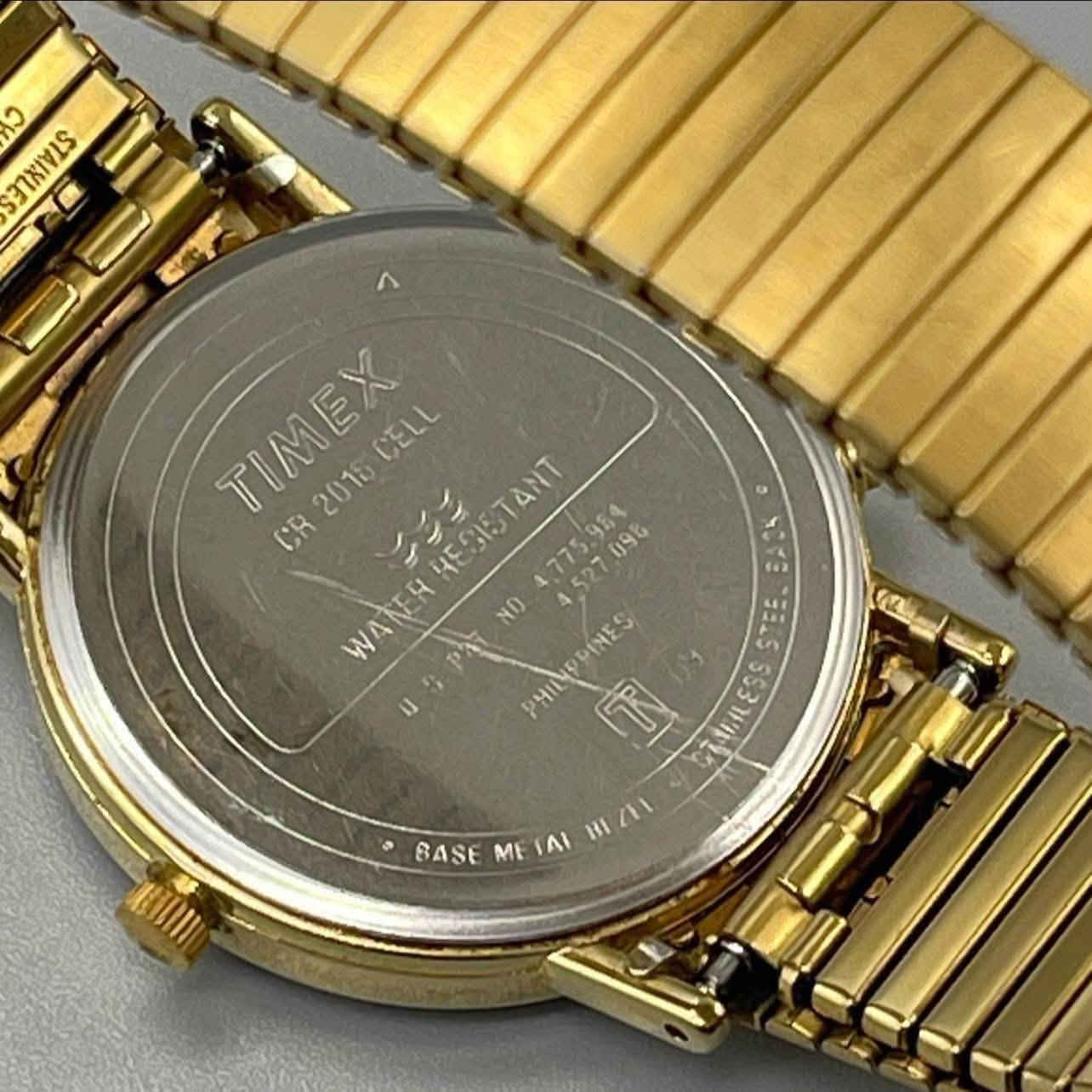 ساعه ‏Timex Indiglo باله اورجينال نضافة 100‎%‎

قطر الهيكل 34 ملم

سُمك الهيكل 8 ملم

مينا انديجلو المضيء

مقاومة للماء حتى عمق 30 مترًا

ساعه فنتج كوارتز من تايمكس مينا باللون الأبيض سوار قابل للتوسيع من الستانلس ستيل هيكل بلون ذهبي من زجاج كريستالي 

———————————————-

يوجد توصيل 🚚 ( بغداد - محافظات العراق )

☎️رقم الهاتف : ***********

للحجز - دايركت

