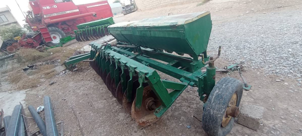 للبیع دیسك12صاج فرنسی دبل شاصی سعری 2500مجال مکان قضاء بردرش قریب موصل ***********  ***********بی واتساب
