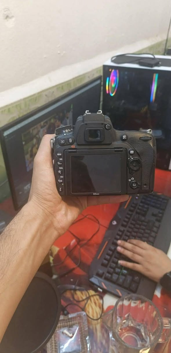 كامره نيكون ٧٥٠ فول فريم شتر ١٧٥ نضيفه شرط ماداخله تصليح
مكاني ناصريه حي الفداء
***********
