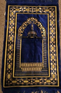 سجادات صلاة • ١٠٠ مصلاية • ديوانية