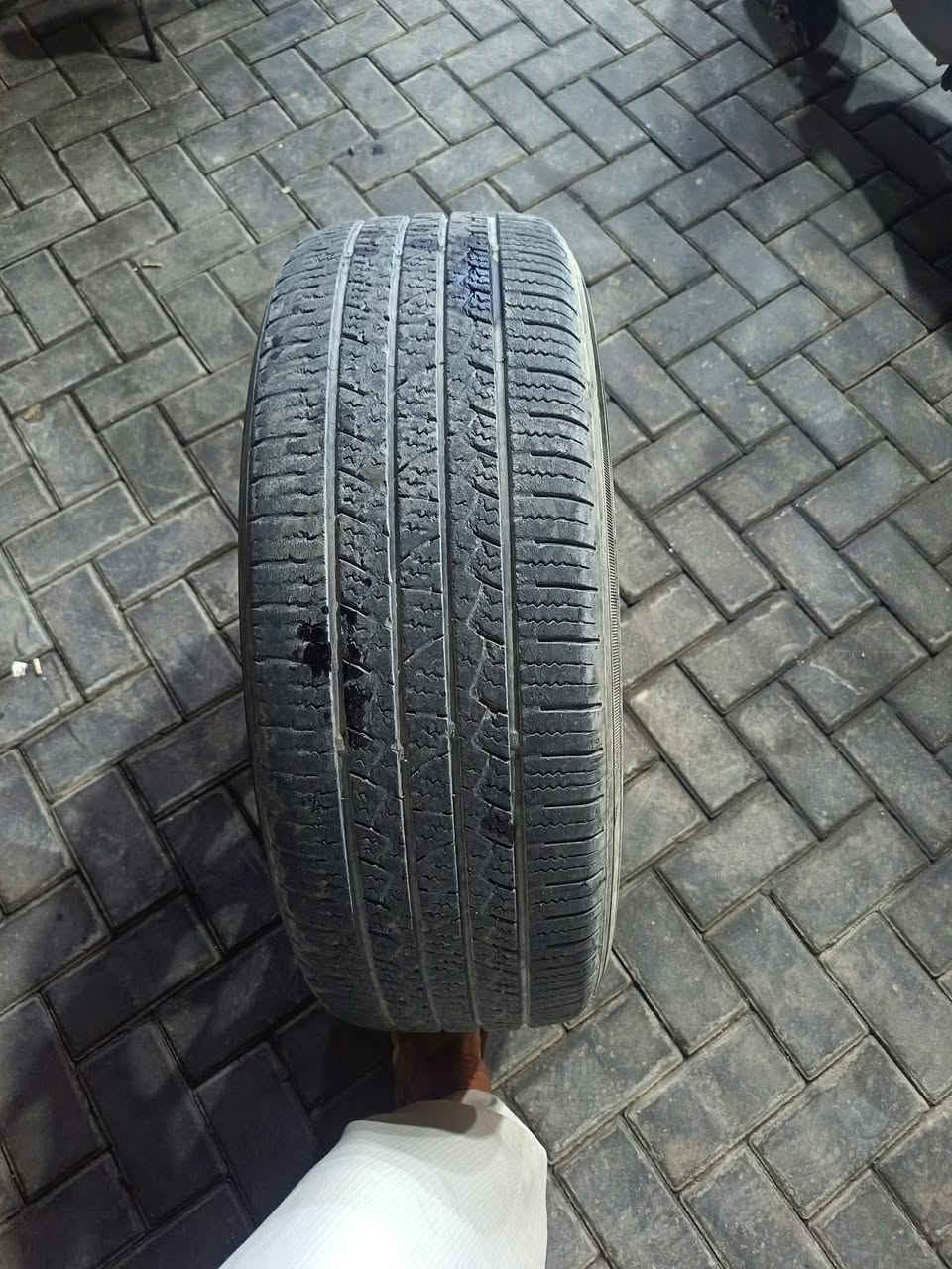 تايرات • 235/60/18 • سورنتو