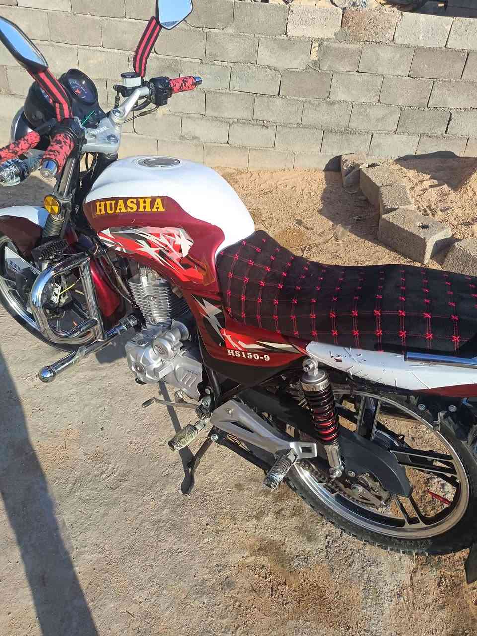 وين جنايه هيوشه لبيع 23 امراوس   سعر 825وبي مجال   محرك شركه  ماملعوب بي أوراق بصمات.سويجات شراي يتفضل وهاذه رقمي ***********
