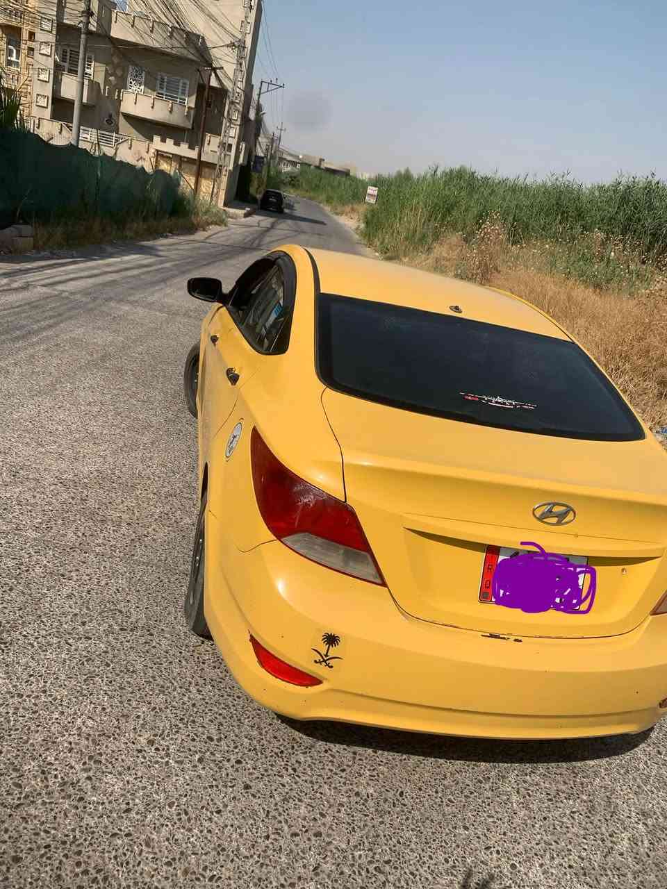 🚗 هيونداي اكسنت 2014 (مضلع) – وارد كوري

🔹 مكينة: نظيفة، لا صرف ولا نفخ  
🔹 گير: أوتوماتيك (مبدل من سيذيتي الى اي تي ) 
🔹 الرقم: بغداد (مسطر – مشروع وطني، شرط لتحويل هيئه وغرمات صفر )  
(لشرعي بل موصل ) 
🔹 الحالة:   
- جملغ لخلفي معدل 
- بارد خفيف بالجام الأمامي  
- معجون خفيف (تلقيطات تكسي)  
- التكم والسقف: شرط بدون معجون أو تعديل  

🔹 المواصفات:  
✔️ تحكم ستيرن (جهتين)  
✔️ شاشة + كاميرا  
✔️ نظام ECO اقتصادي  
✔️ مرايا كهرباء  
✔️ جام كهرب  
✔️ قفل مركزي  

💰 السعر: 78  او مروس بخصوصي 

📍 الموقع: الموصل – حي سومر  
***********📞  
📱 كورك (واتساب فقط): ***********
