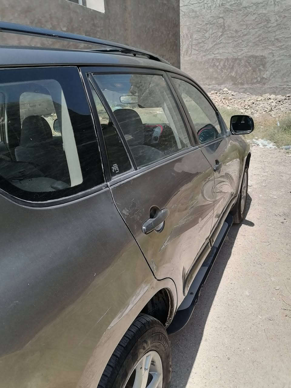 للبيع فقط، راف فور ٢٠٠٩ رقم بغداد باسمي ٤ سلندر، ماشية ١٦٠ الف محركها جديد مبدل تخم تايرات منظومة تبريد جديدة، السعر ٩٠ وبيها مجال للتواصل ***********
