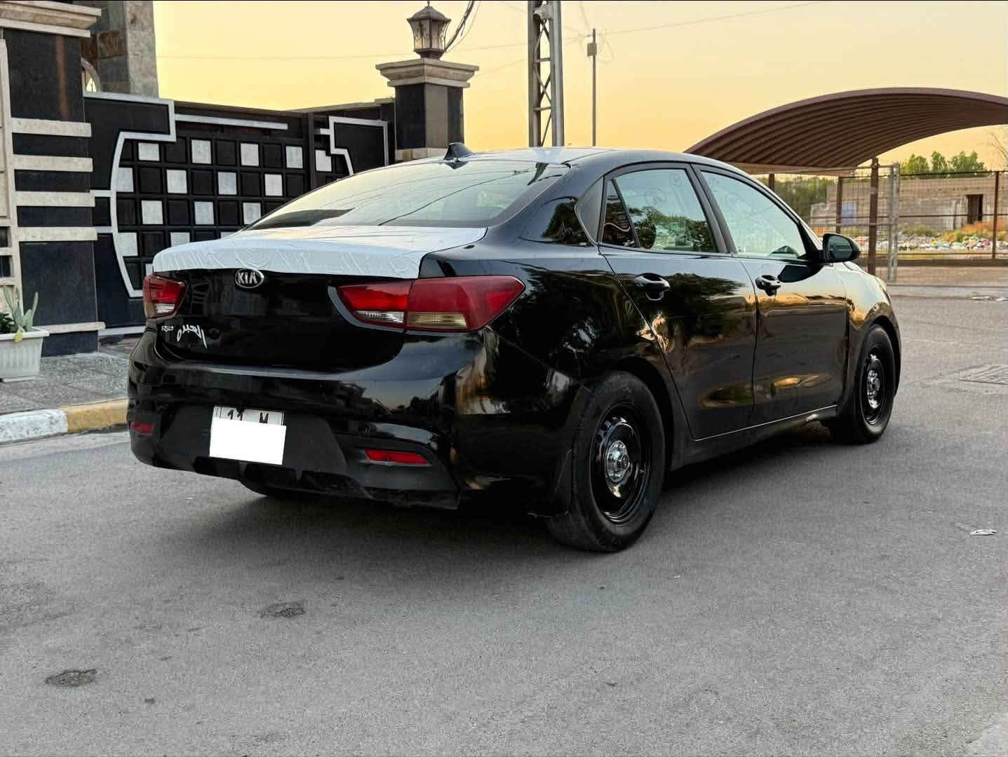 السلام عليكم
كيا ريو 2018 محرك 1600 GDI رقم بغداد دولي بأسمي وارد امريكي السياره بيه حادث امامي وبدل الربع الامامي تبديل بلخارج شغل درجه اولى بيه صبغ بيبان ثنين جهه السايق السياره جاهزه بدون نقص كير ومحرك مكفولات صدر امامي وخلفي جديد تخم تاير جديد منضومه تبريد جديده كهربائيات كله سليمه غرفته جديده جاهزه كلش السياره معروضه ( 82$) وبيه مجال بسيط مكاني بغداد الدوره نهايه شارع 60 للاستفسار ***********
