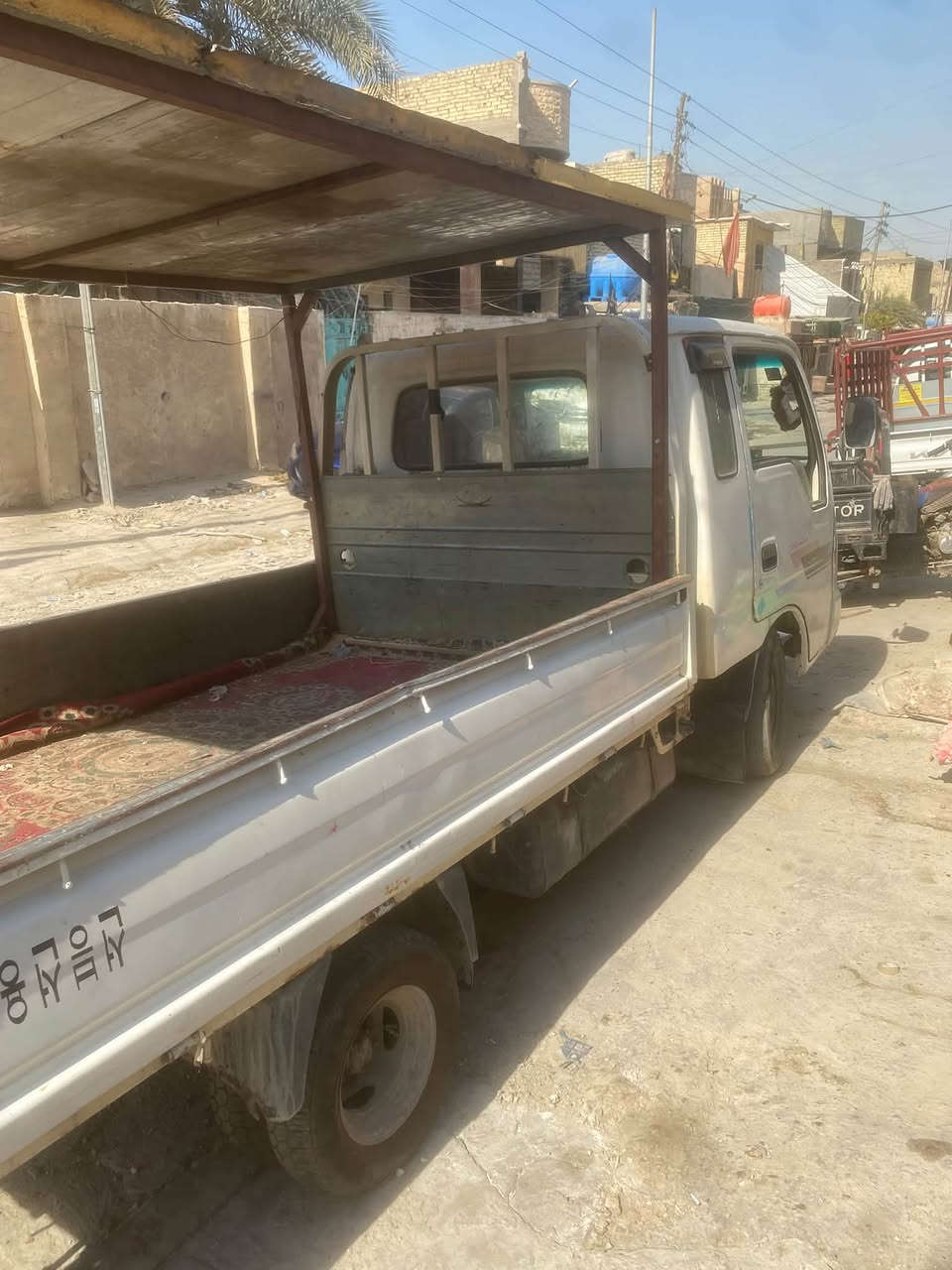 كيا ام عيون • ٢٠٠٢ • رقم ديالى