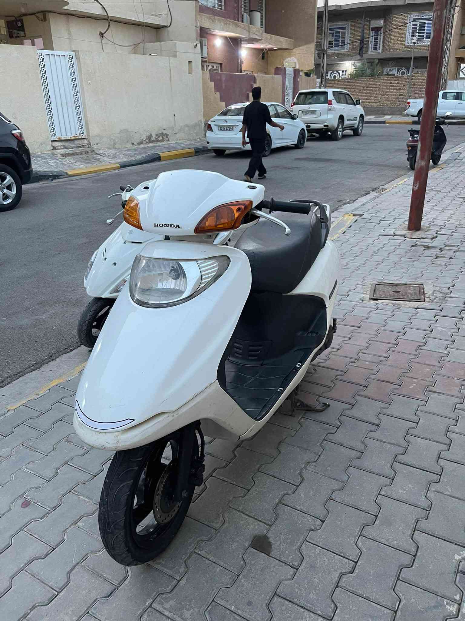 سبيسي • ياباني • محرك اخرس