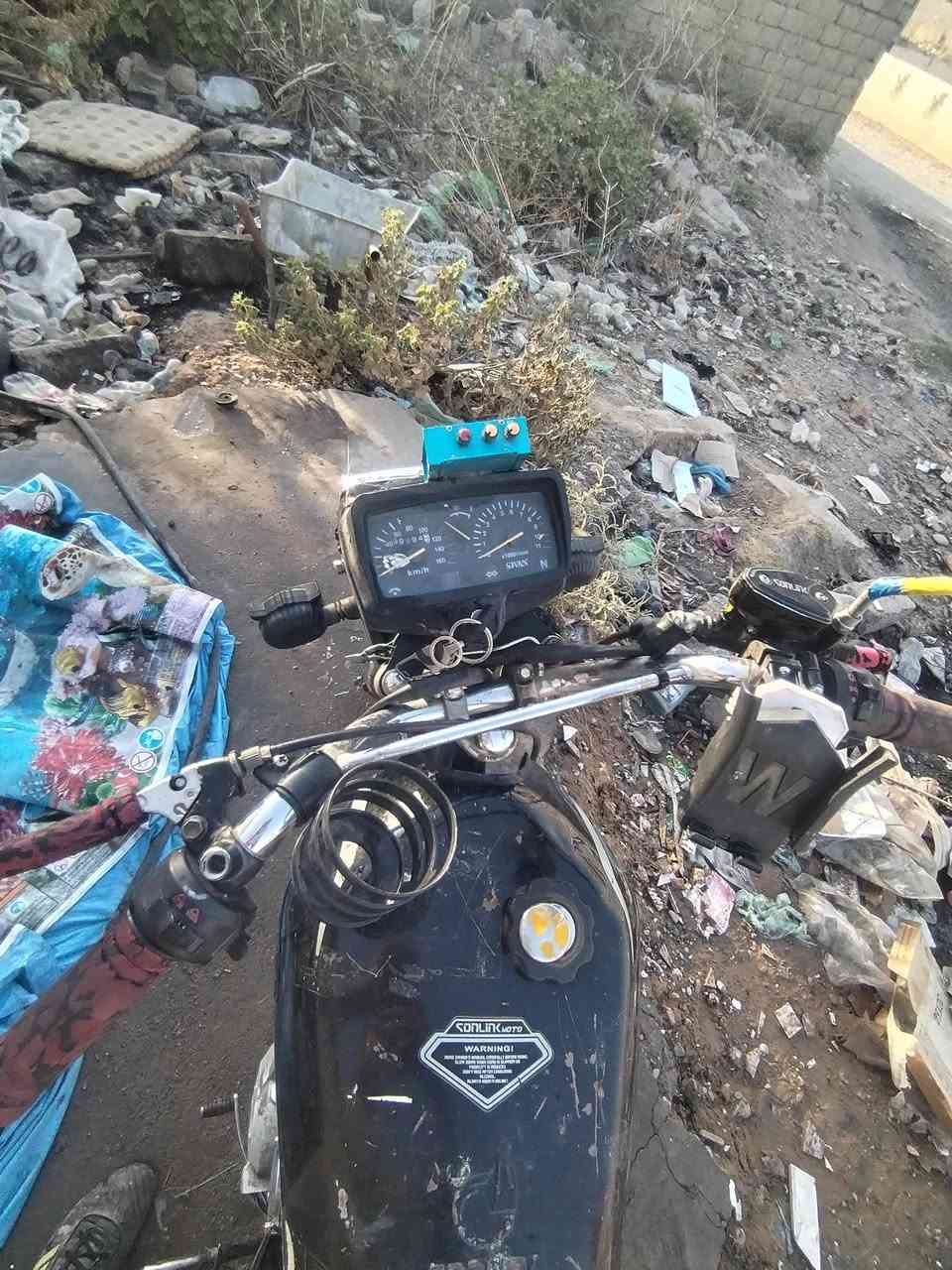 للبيع ومرواس
سيفان موديل 23
نضيف محرك نار
كهربائيات كلها شغاله ضو اشاير سلف بس يعوزو كتف
مكاني كياره اجحله
السعر خابر ودلل
***********
