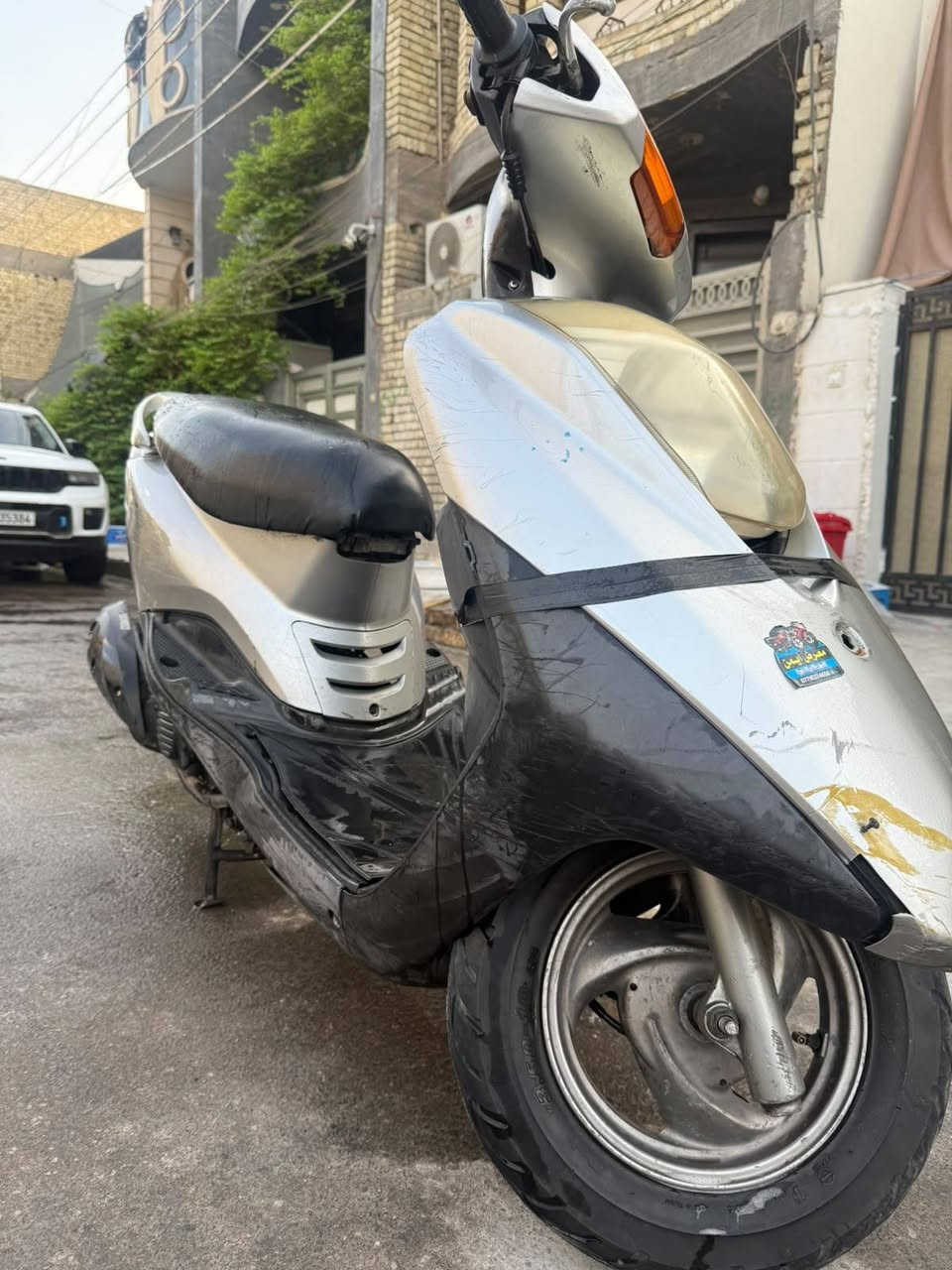 دراجه بريز
نضيفه ما بيها شيء مكينه ما مفتوحه كهربائيات كامله 

المكان/ بغداد البلديات 

للتواصل / ***********

السعر / 650 وبيها مجال قليل
