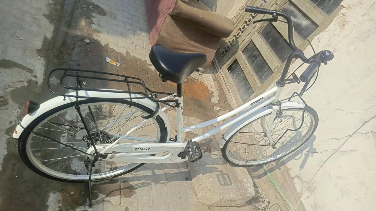 سانتوس • ابيض • موديل ٢٢