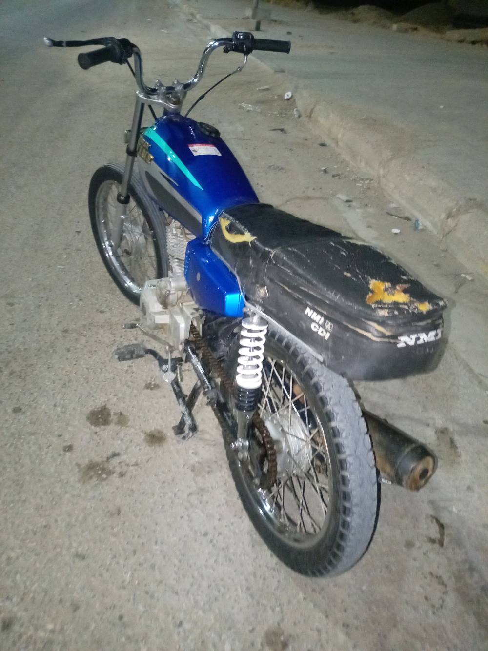 السلام عليكم خمسه كير للبيع بدون امراوس مكينه ناعمه دراجه نضيفه تشتغل هندر شلعه ومعدل كلش قويه السعر 300وبيه مجال الماعاجبه السعر يعبر المنشور *********** متواجد فقط واتساب مكلف بل نشر دراجه كلك تأخذها من باب البيت مكانى حي الطارات