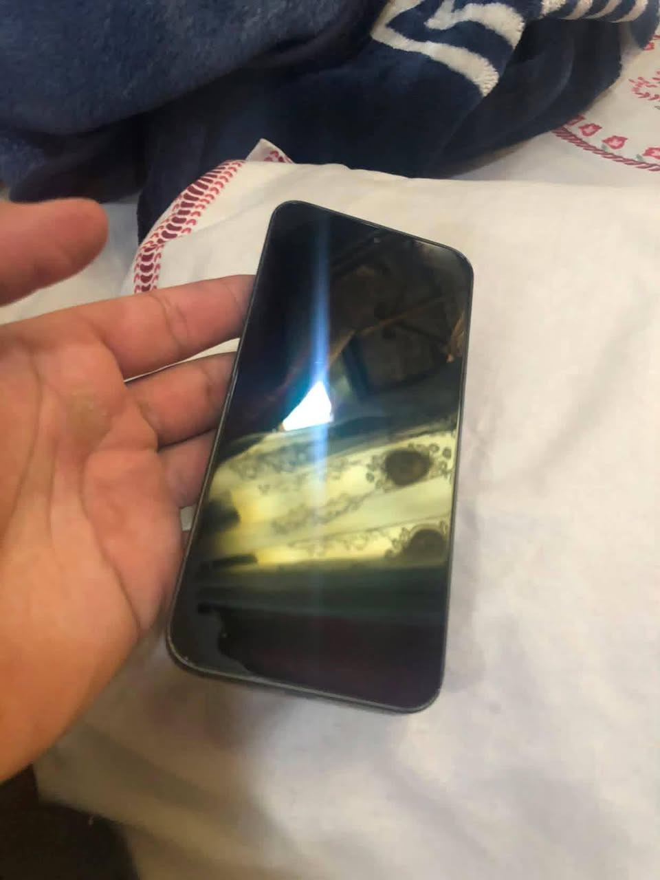 جهاز GT30 PRO للبيع
كامل الملحقات شاحن سماعه فريز والكراتين الاصليات مال الشركة
ذاكره 256عشوائيه12
السعر 325 نضافه 90

مكاني بغداد المعامل

***********
