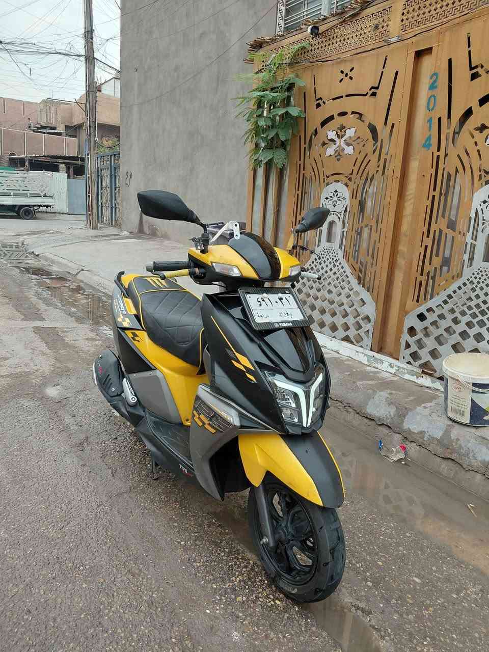 السلام عليكم التفاصيل داخل المنشور

نص مكتوب في الصور:
- حمودي الطيب 1 س Fox السلام عليكم دراجه ناريه تي في اس محرك بانزين على بلاد محرك جديد مامفتوح ماشيه ٣٦ الف كيلو كلجات جدد قايش جديد فلتر جديد بلك جديد هندي الصنع رقم وسنويه بسمي بغداد كهربائيات كل شغالات الدراجه ناعمة السعر ١٥ ورقة بيع او مراوس مع دراجه مرقمه وعادي انطي فرق حسب القناعةمكان بغداد الشعب ***********