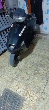 فراشة • مكينتهة نضيفة • مجال بسيط