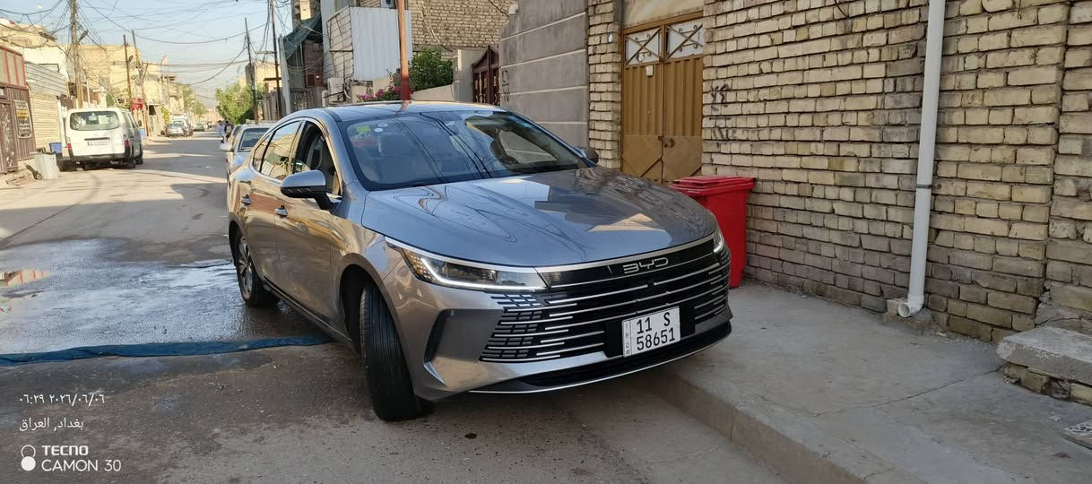 BYD DSTREYER 05
كفاله عامه سيارة لوك ماشيه 8000 
ما صارلهه هواي طالعه من الشركة 
ساره مال بيت ما تعبينه الله شاهد
بانزين محسن دهن امزويل 
مكانه بلديات شارع المرور 
ااسعر 21:500
الرقم ***********

نص مكتوب في الصور:
- ٠٦:٣٠ ٢٠٢٦/٠٦/٠٦
- بغداد, العراق
- TECNO
- CAMON 30
- TECNO CAMON 30
- ٠٦:٢٩ ٢٠٢٦/٠٦/٠٦
- بغداد، العراق
- ٠٦:٢٩ ٢٠٢٦/٠٦/٠٦ بغداد، العراق TECNO CAMON 30
- ٠٥:٤٧ ٢٠٢٦/٠٦/٠٦
- E ٤٤,٥ N ٣٣,٤
- ٠٥:٤٦ ٢٠٢٦/٠٦/٠٦