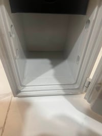 قاصه اموال • نضيفه • مفاتيح وياها