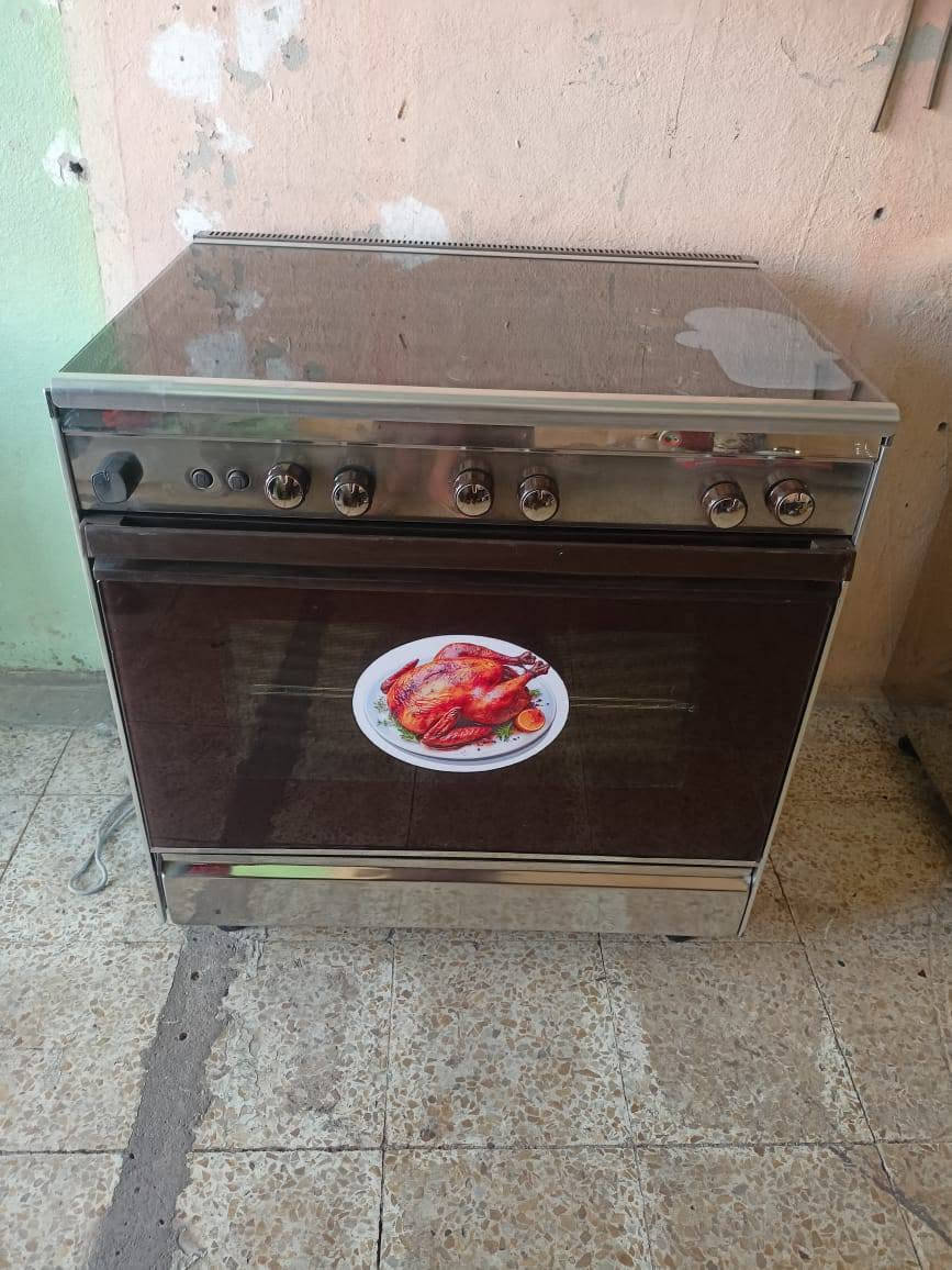 طباخات للبيع عشتار الاصلي. & يونفرسال مصري حيل نظاف كلو شغال شرط كهربائيات شغاله الفرن يشتغل خطين سوه العنوان موصل مدخل شارع العكيدات للاستفسار عالرقم وبي واتساب *********** الخاص مفتوح
