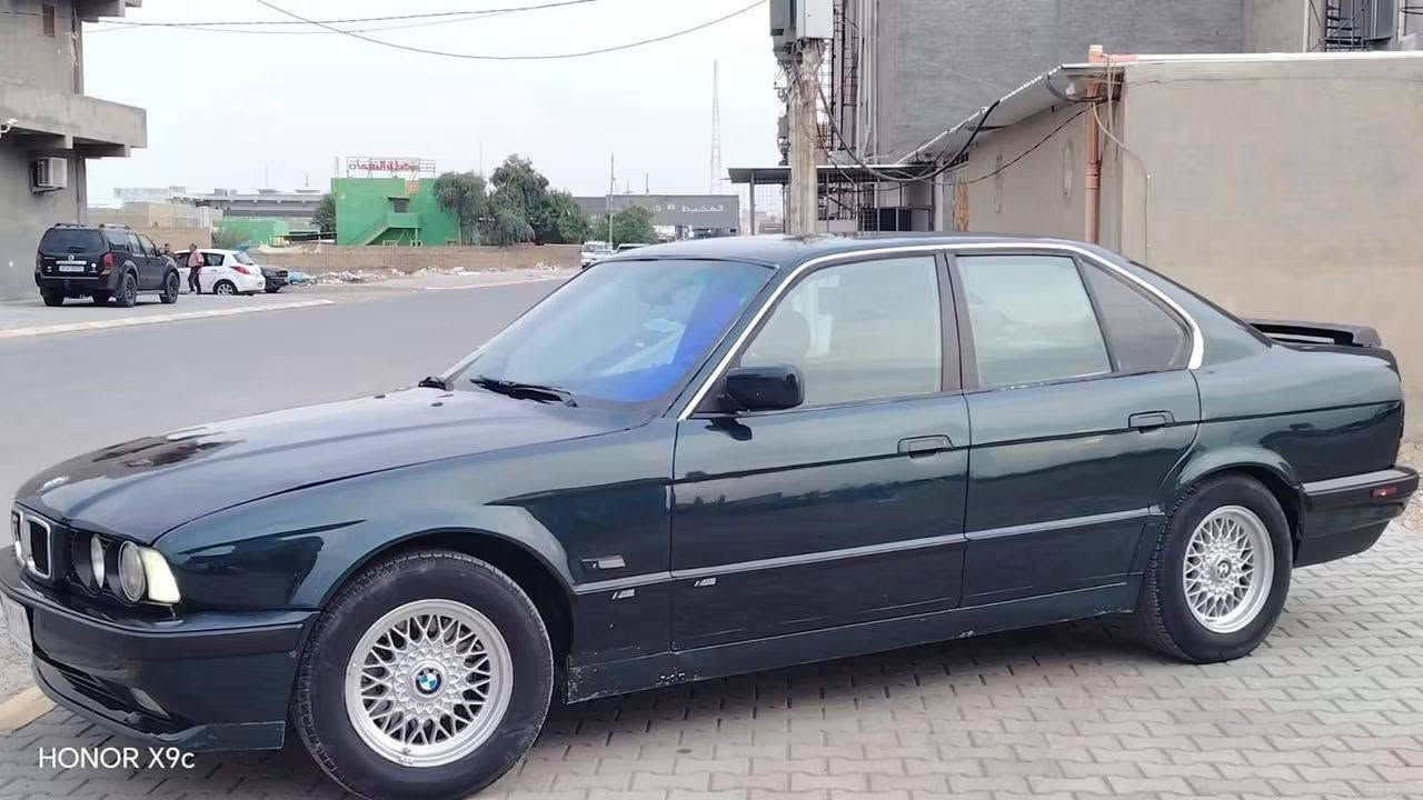 بي ام ٥٢٥ • ١٩٩٥ • مراوس