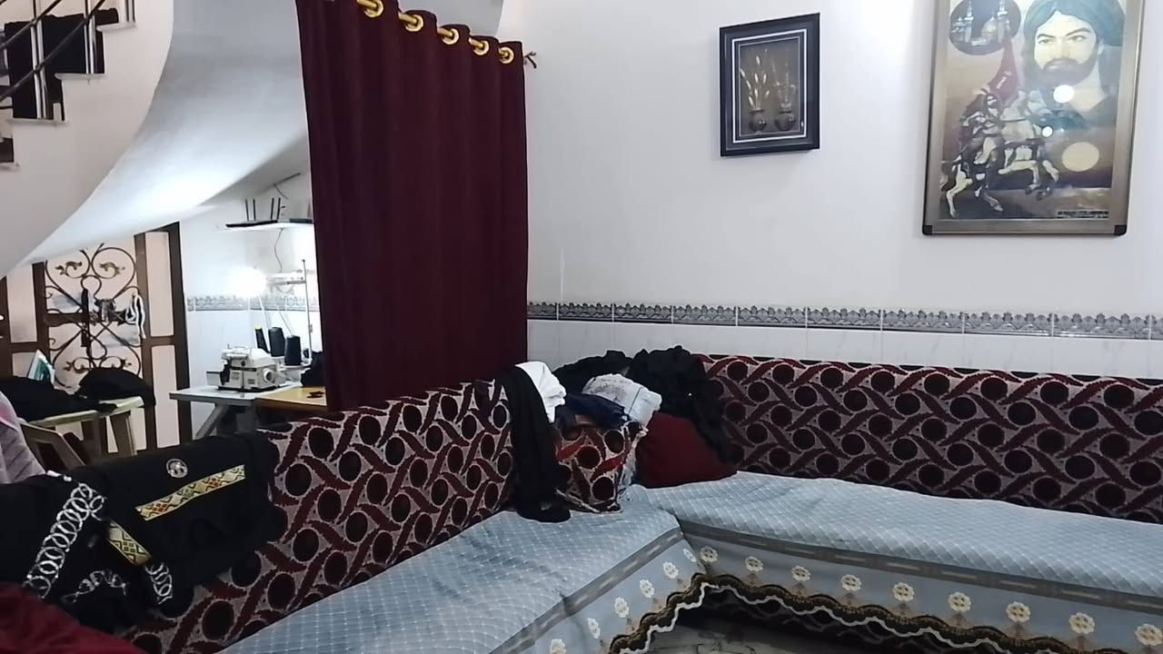 السلام عليكم
 دار للبيع زراعي سند ٢٥
حلة حي الزهراء شارع الخدمي شارع ١٧
مساحة ١٨٠ م
طابقين بناء ٢٠١٧
٢غرف نوم هول ومطبخ وصاله ومجمع صحيات وكيلور
أرضية مرمر
قريب من الشارع الخدمي
خدمات ماء كهرباء مجاري تبليط
للاستفسار***********
***********
*********** ابواحمد لبيع وشراء العقارات في بابل مكتب البيت الأمين حلة نادر الأولى قرب آسواق الجمل ملاحظة نستقبل جميع عروض البيع والشراء والايجار الرهن
