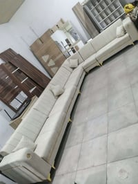 ديوان جديد • ١٠ نفر