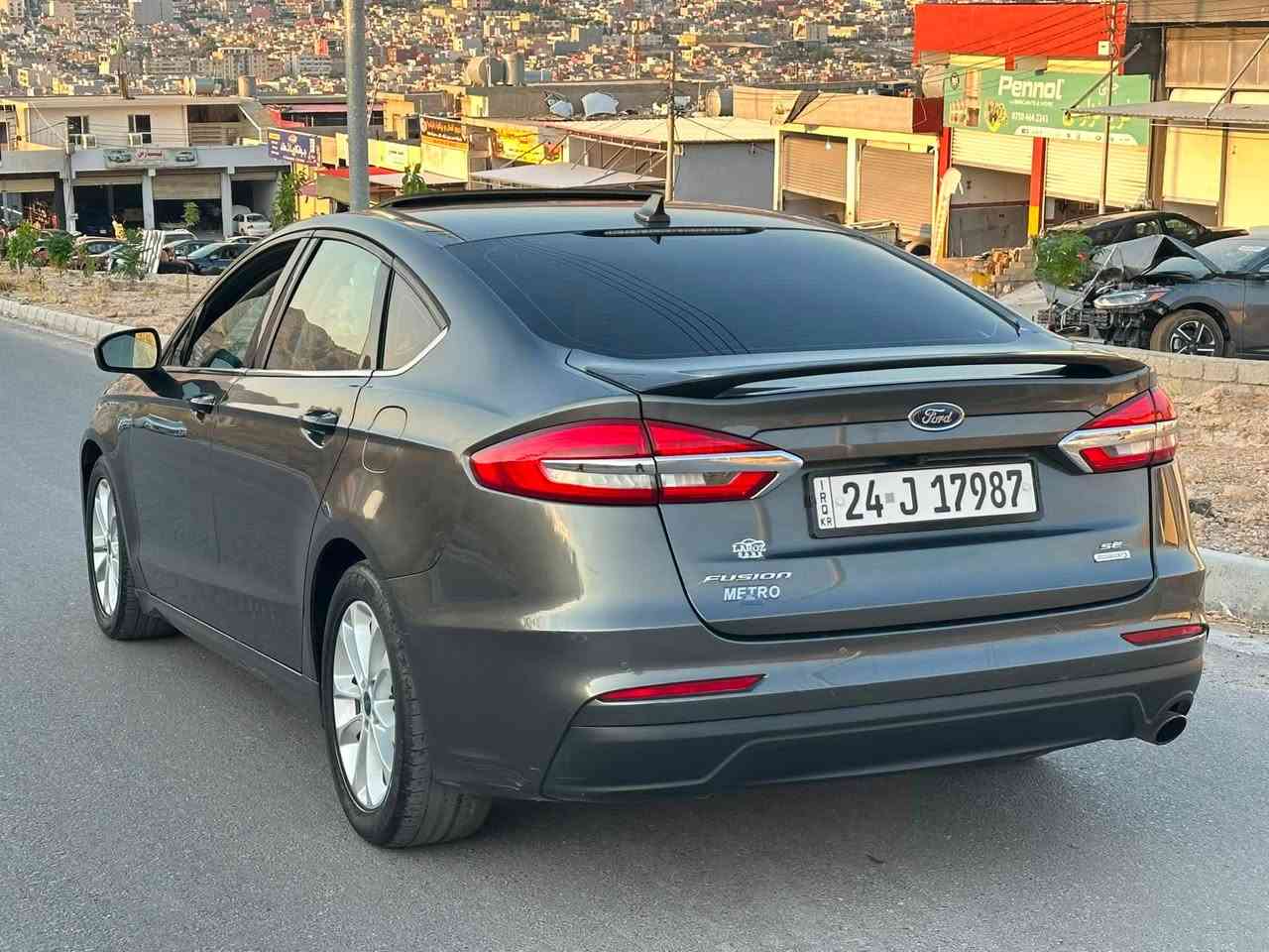فورد فيوژن 2020 فول مواصفات محرك 4 سلندر حجم 1500 توربو .. ماشيه 80 الف .. كير ومحرك وتبريد وحداديه كله شرط .. بيها فقط ربع بوند صبغ .. سعر 105 ومجال مكاني دهوك 
***********
***********
