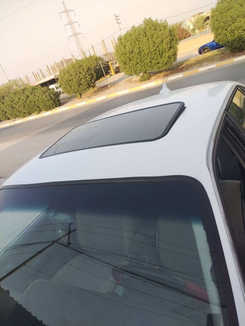 اوبل اوميكا البيع جديدة كلش
صبغ او سمكره جديد كلش

مكينه او كير مكفولات ٢٥٠٠ 

تخم تاير حداديه بل جيس شرط

غرف جديد كلش كهربايت كله شغله

يحتاج كمبريسر او غاز التبريد

السياره جديده شخط مابيه

مكان السياره بابل مسيب 

السعر ٣٧ وبيه مجال كلش قليل

***********
