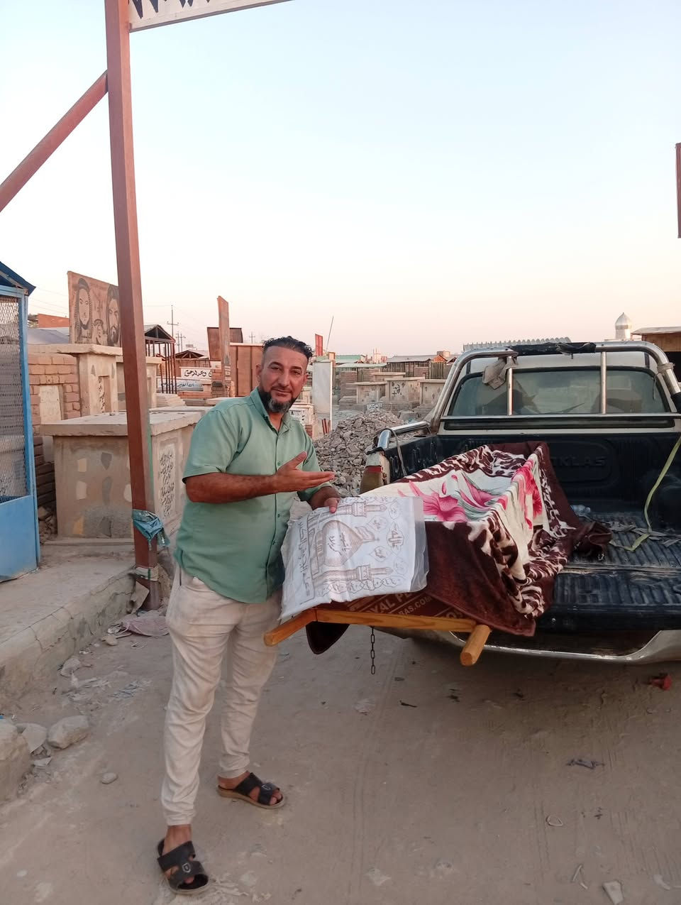 الحمدلله والشكر لله قمنا بخدمة محتاجين دفن مجانا كربلاء المقدسة والنجف الشرف ***********يا الله ***********
