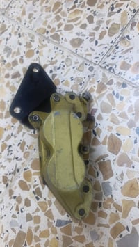 فج امامي • دراجه ١٤٠ • برمبو