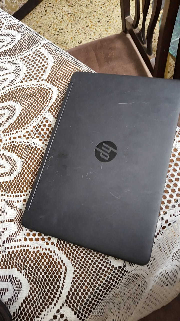 لابتوب للبيع hp نضافه 100/100 مستخدمه شي قليل ناقصها بس بطاريه السعر 150  التصال ع رقم ***********
وحده ال  2.6CPU 

رام عشوائي 8 

ورام الداخلي 256 GB

نضام ويندوز 8 برو
