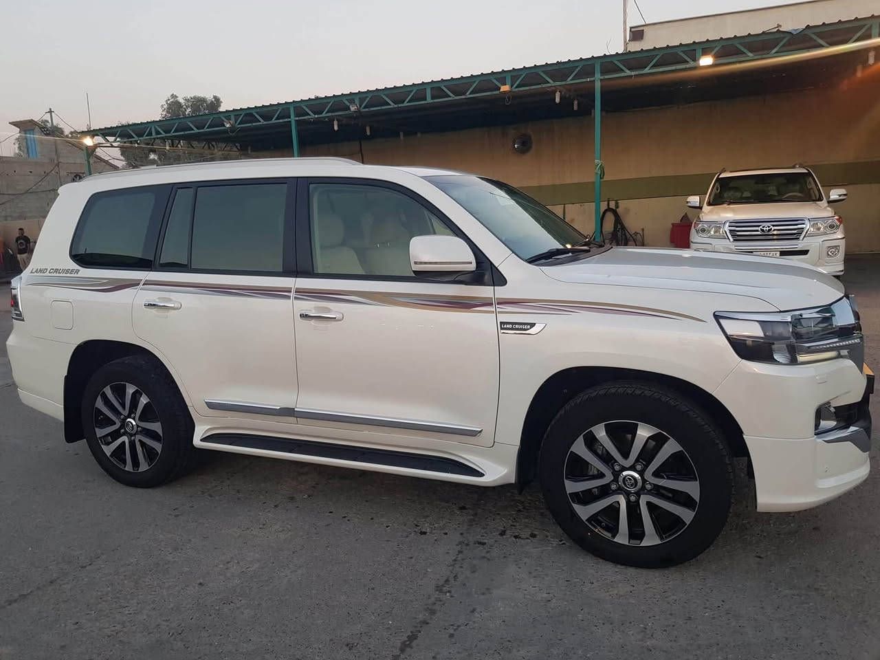 لاندكروز موديل ٢٠١٩ بريم اصل ماشيه ٢٤ بسمي تحويل او وكاله بدن صبغ ولا بارد دشبول لكزز زنون وجنطه كهرباء  واباكات ٨ وطفايه ودبل موس رقم سليمانيه السعر 390  يعني 3 شدات و تسعين للمعلومات اكثر الاتصال
واتساب فقط رجاءءءءء 
***********
