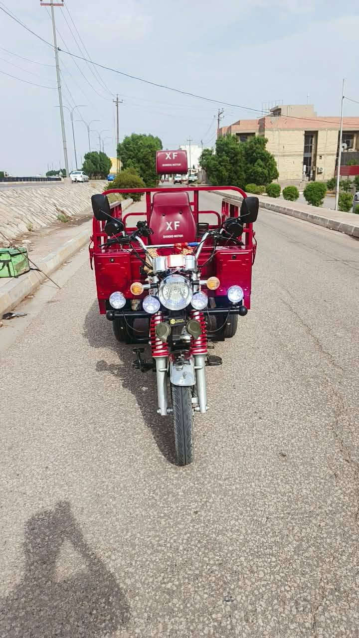 موديل ٢٣ • توك توك