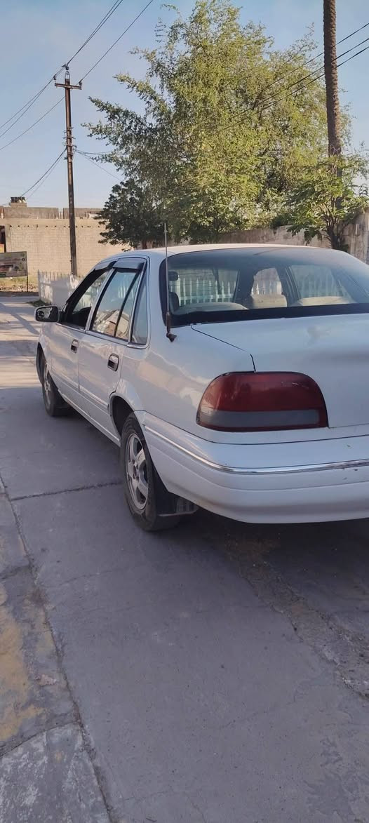 سلام عليكم برنس مديل 96
تحويل مباشر سياره بيه تخم تاير جديد صدر امامي وخلفي جديد داخل سياره نضيف سياره مصبوغه جديد لجماليه مكينه خير من الله بس لكير يشكل بل بك سنويه 29 سعر 25 وبيه مجال مكان  سياره ديالى بعقوبه رقم***********
