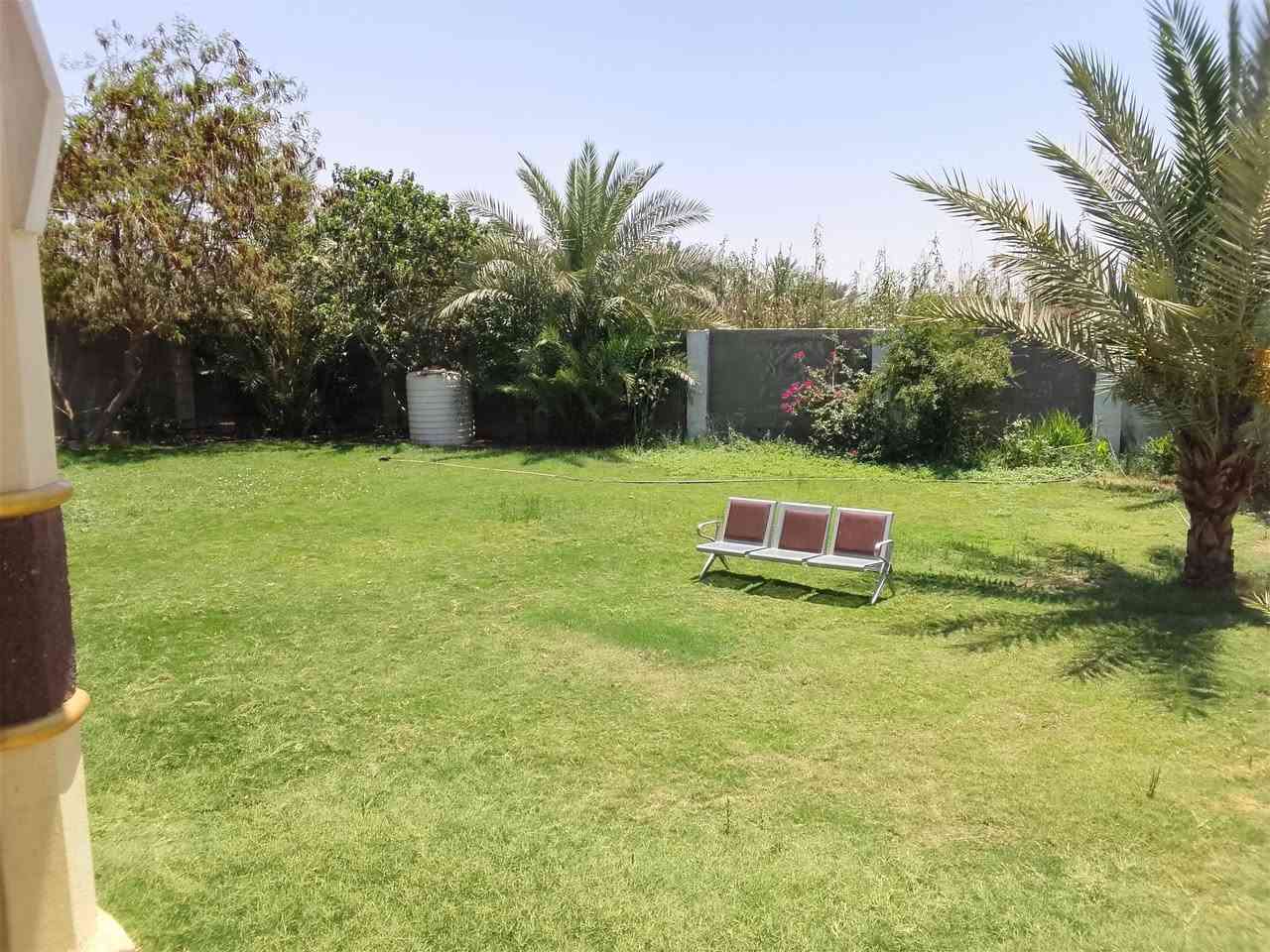 السلام عليكم يوجد بيتين ومضيف على مساحت نص دونم طابو سند 25 في تقاطع النهروان قرب مجمع النفطي 
متوفر سحب ذهبي ماء 2خط 
كهرباء موفره جميع الخدمات ‏‪
الاستفسار على الرقم ‏‪***********‬‏

