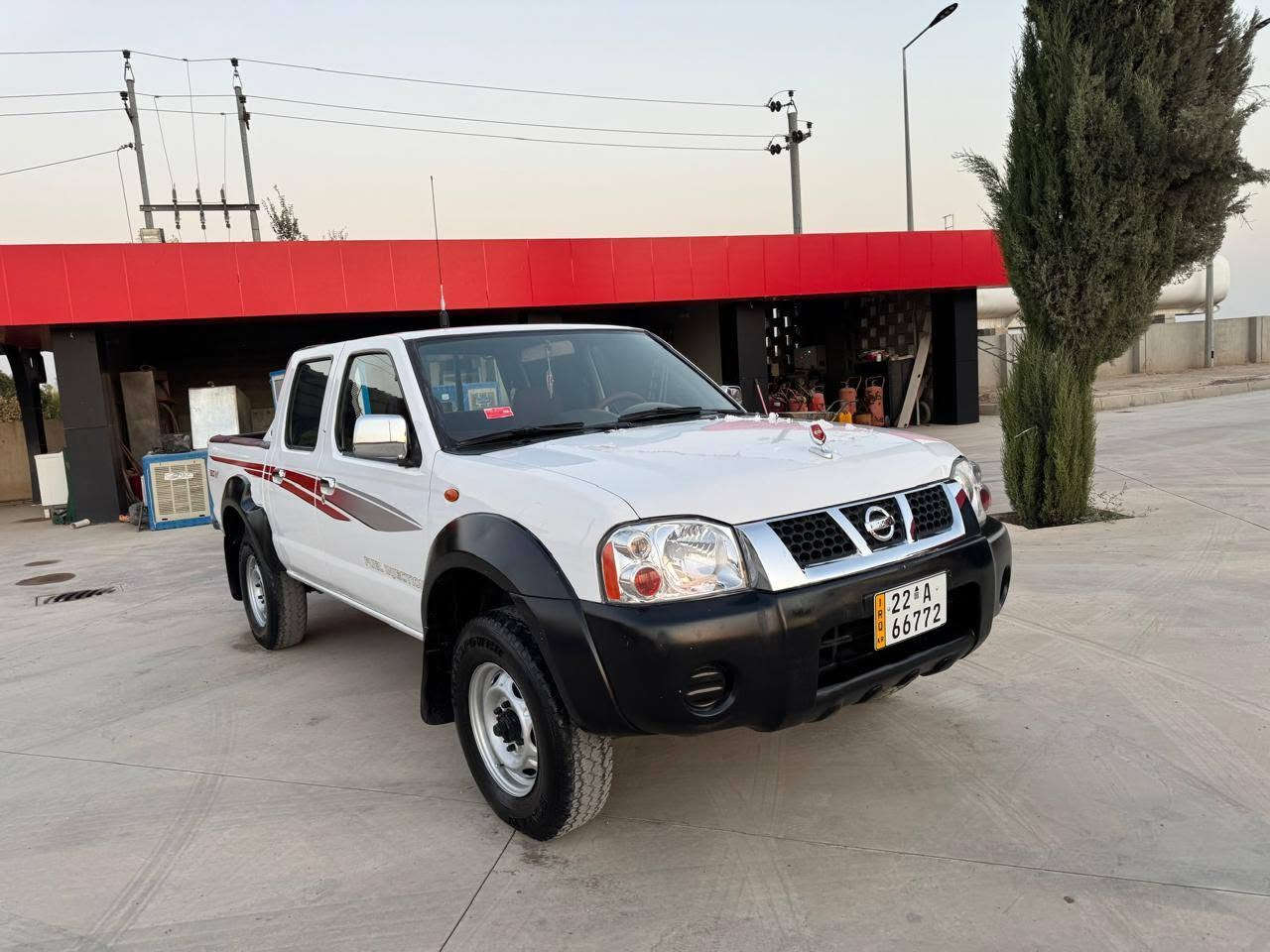 نيسان ٢٠٠٨ياباني
ناوسور چوار گيج جام كاره بايي گير و مه كينه و اكسلي وده بل ئه كسلي به شه رت مه كينه ي نه كراوه ته وه بي سبوغ ليدرانه توندو توله بي مه سره فه سه نه وي تازه يه تا ٢٠٣١به ناوي خومه 
شوين چوارقورنه 

سعرى ١٣٠گه لا كه ميك مجال 
***********
*********** رانية, السليمانية
