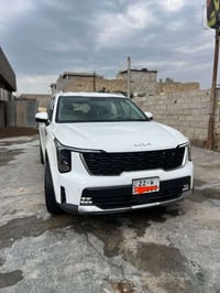 سورنتو • ماشي ٢٢٠٠٠ • كفاله عامه