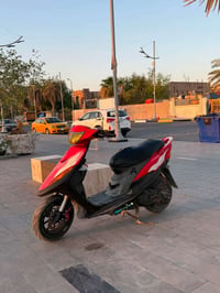 ماكس عدلة • بوشة ٥٥ • عليها العتب