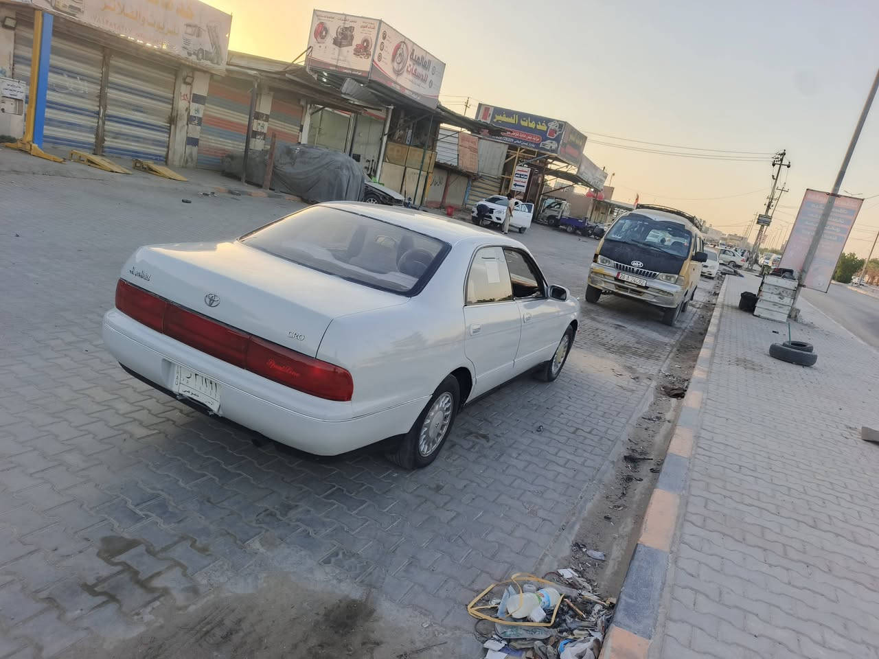 السلام عليكم بطه مكفوله كص ونقل جثه وتحويل وغرامات تشتري شرط عقد مروري المالك ميرضه السيارة مكفوله من الحادث القوي والخفيف طخه مابيه صبغ رشه جراد بس عله ايدي حداديه ومكينه وكير جدد تبريد منضومته زيرو مدري شطك طار الغاز شاشه سنتر لوك شغال كهربائيات كله شغاله مكاني نجف السعر ٤٧ مجاله قليل للشراي ***********
