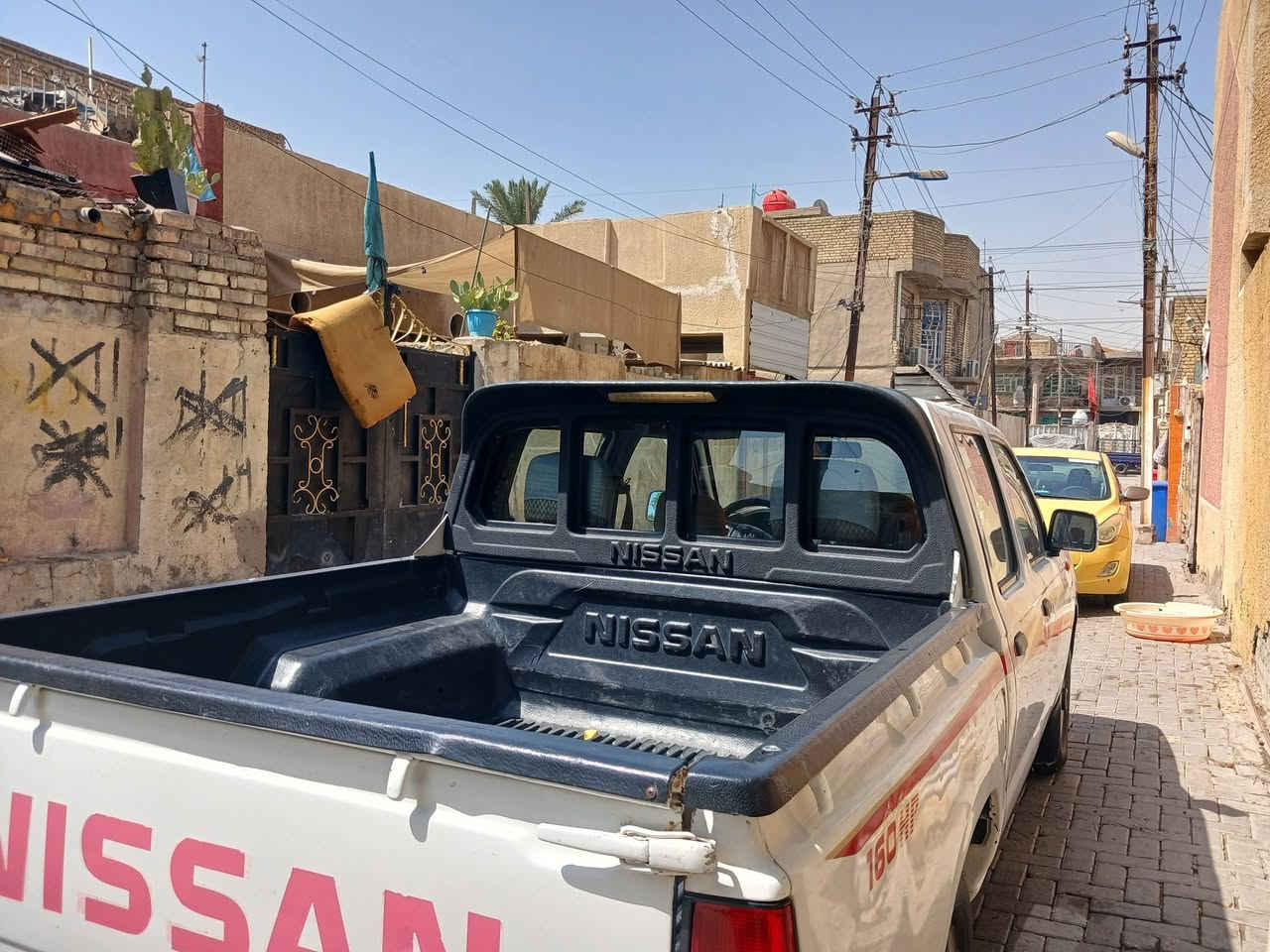 بيكاب نيسان شبوط ٢٠١٣
رقم ديالى نكليزي
السعر. ١٢٥. 
***********

بغداد. م الصدر الشماعية 
بيه جاملغ. مبدل وبنيد. مبخوخ
مكينة. حاوية جديده. كير.  تخم تاير. كهرباء شغاله 
دواخله جديده. ماشية ٢٣٥ 
سيارة خير من الله. وبلعافية. التصير من نصيبة
