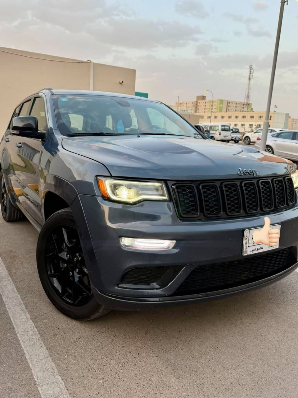 جيب شيروكي2020 Limited X
حدتها مبدل بنيد قطعه واحده
الموصفات معروفه
السعر 25500$ 
الرقم بغداد بسميه 
***********
