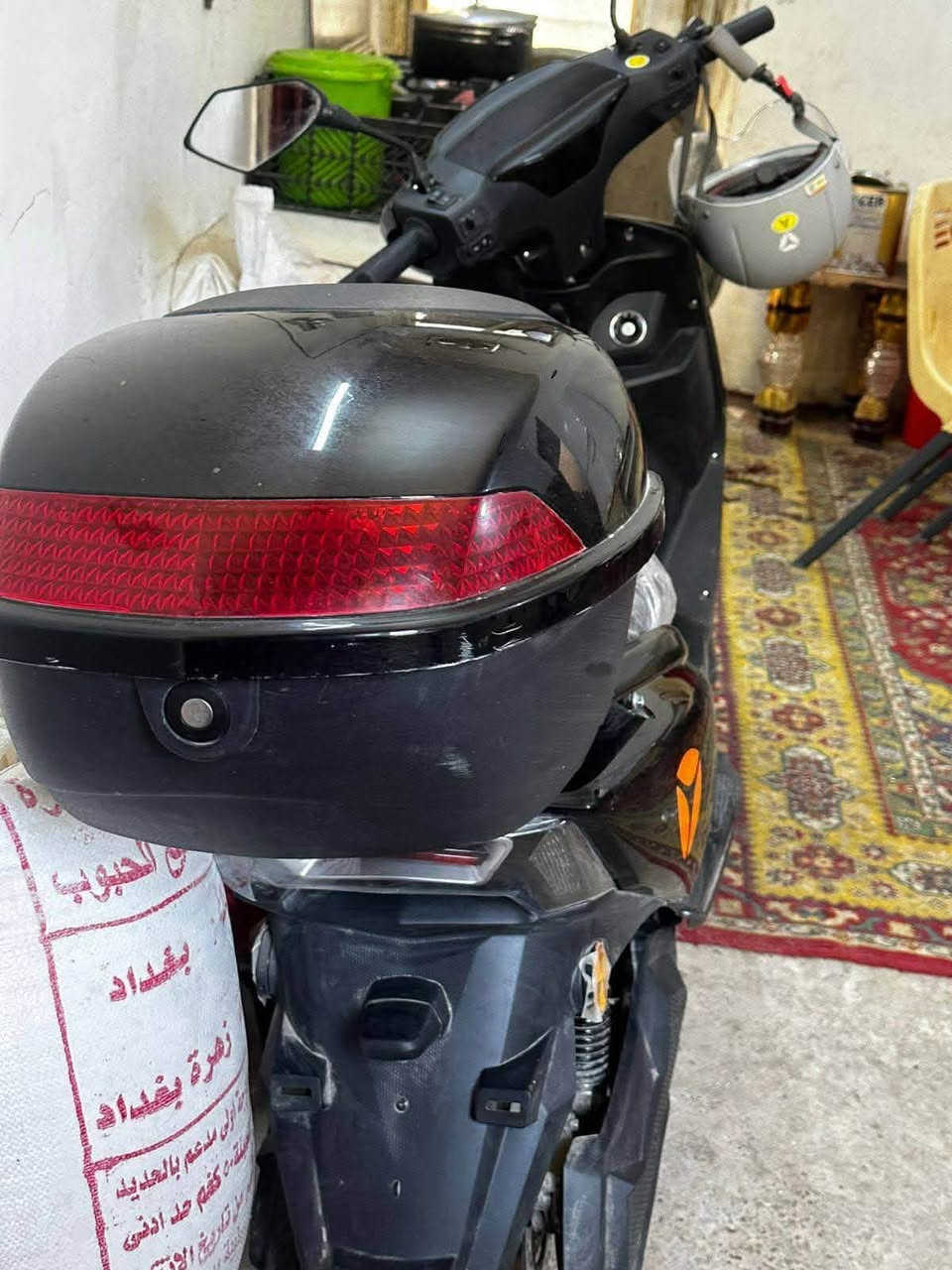 دراجه شحن شركه ياديه RN
ضمان سنه على الملف والعقل والبطاريه 
ست بطاريات 
مستخدمه 28 يوم اقل الشهر 
الدراجه على وضع الشركه
مكان دراجه بغداد حي جهاد 
السعر ٩٠٠ الف او بيه مجال 
*********** واتساب فقظ
