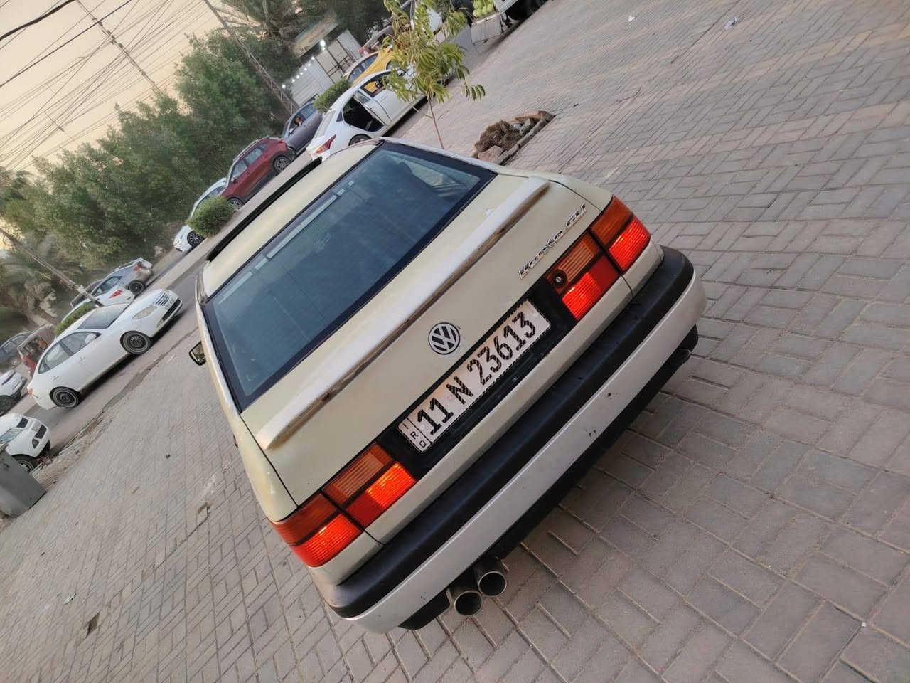 سلام عليكم كولف فنتو سياره جديده عل شركه كير مكينه تبريد تاير صدر كله جديد رقم بغداد دولي تحويل ثاني يوم بيع أو مراوس حسب القناعه  بغداد مجمع بسمايه ***********
