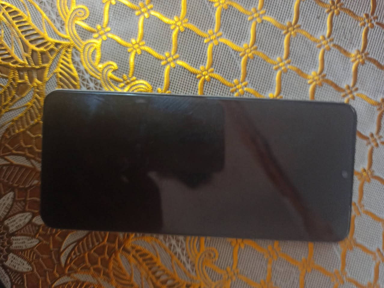 ريدمي C53 الذاكره 128 بطاريه بسعه 5000 
جهاز نضيف وكبالك  السعر85وبي مجال حك 
الجيه مكاني لبوبيات مو شراي لتعبني 
لتواصل خاص!  او الرقم ***********
