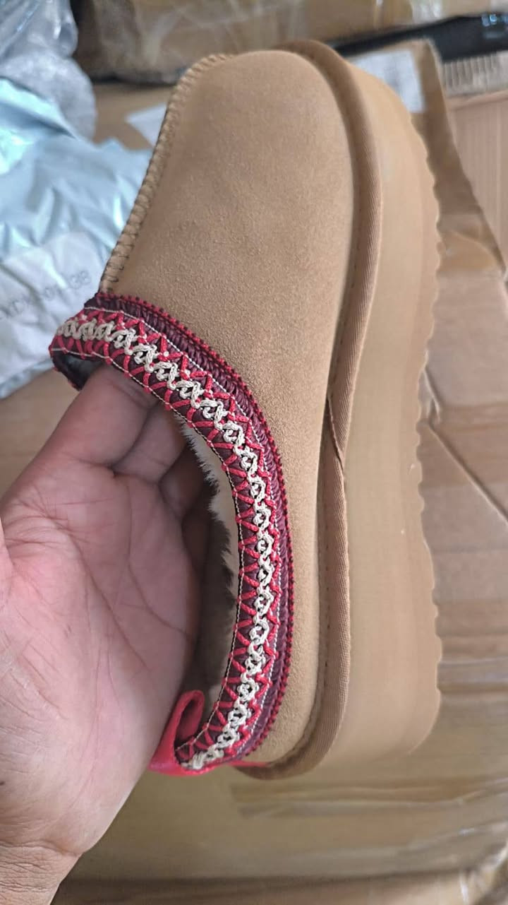 احذيه • ماركات